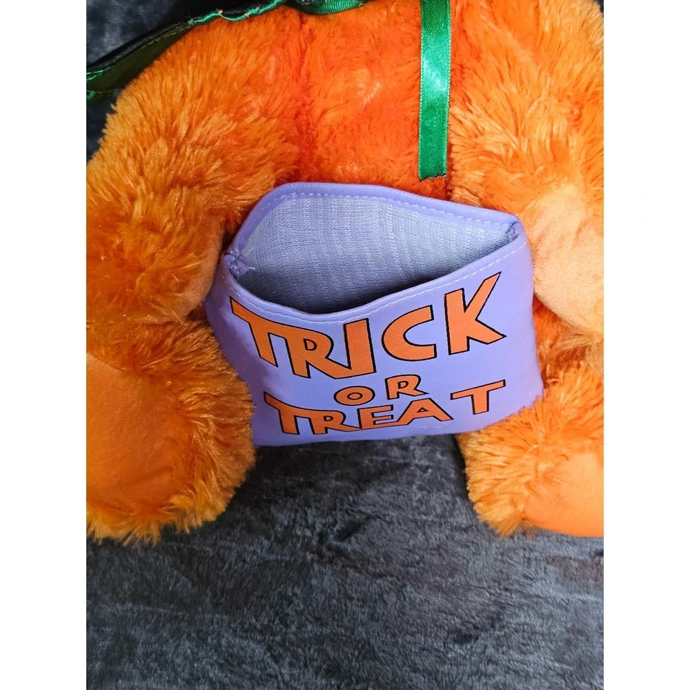 Good Stuff Halloween Orange Teddy Bear‎ with Trick or Treat Bag & Cape 12
